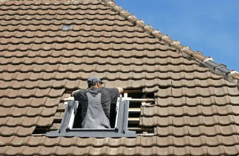 Pose de velux - Fontaine-les-Grès